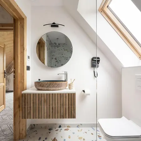 Rychlinowe Z Prywatnymi Jacuzzi Vakantiehuis
