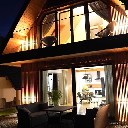 Rychlinowe Z Prywatnymi Jacuzzi Vakantiehuis Poronin